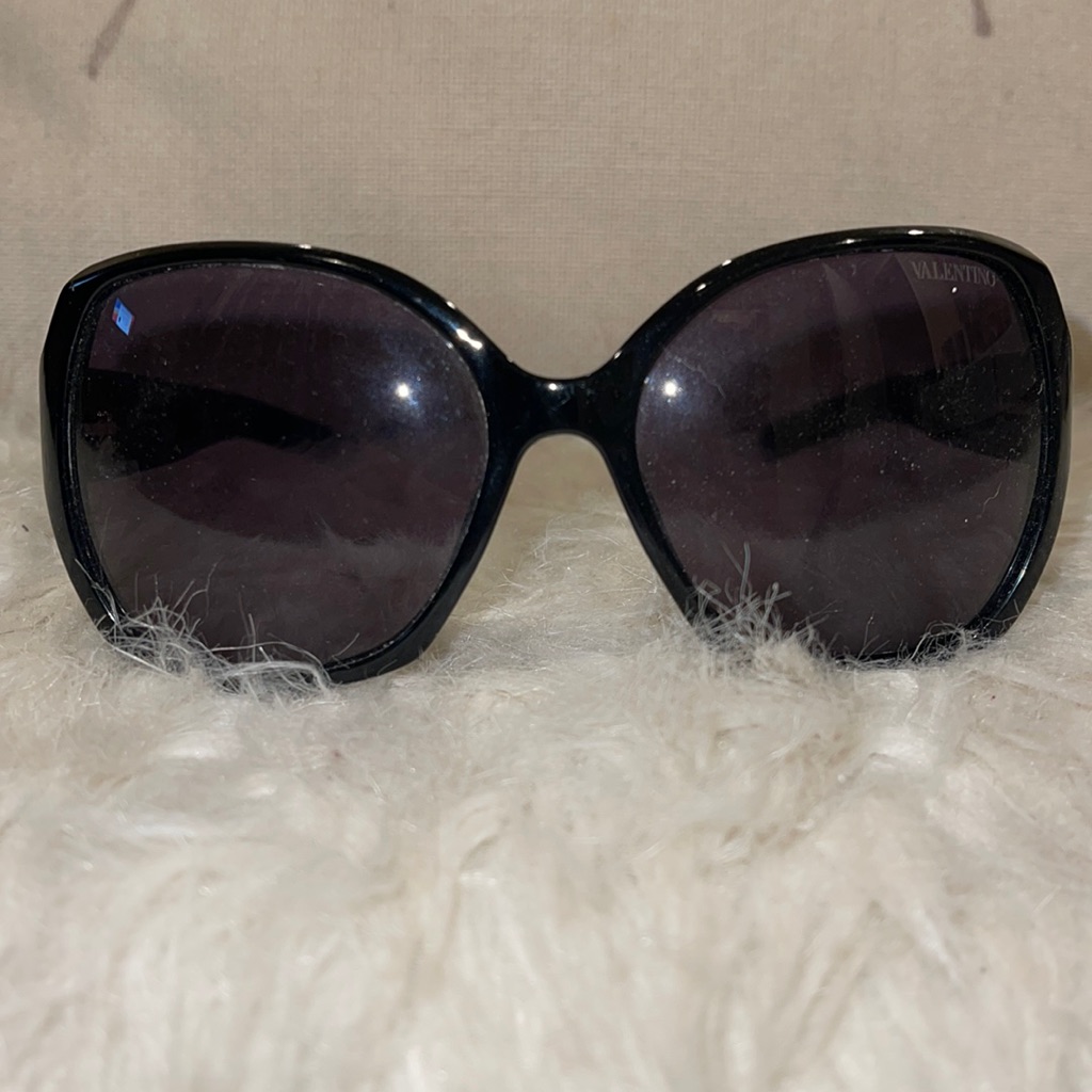 Authentic Valentino Studded Sunglasses Great Condition